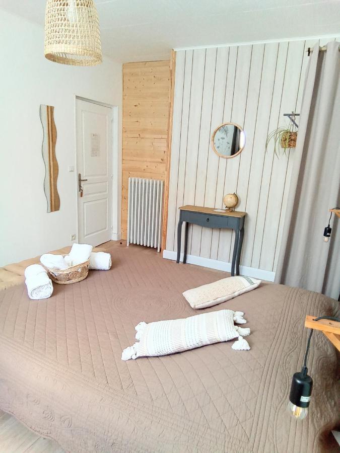 Hotel L'Instant... Marolles-sous-Lignieres Zewnętrze zdjęcie