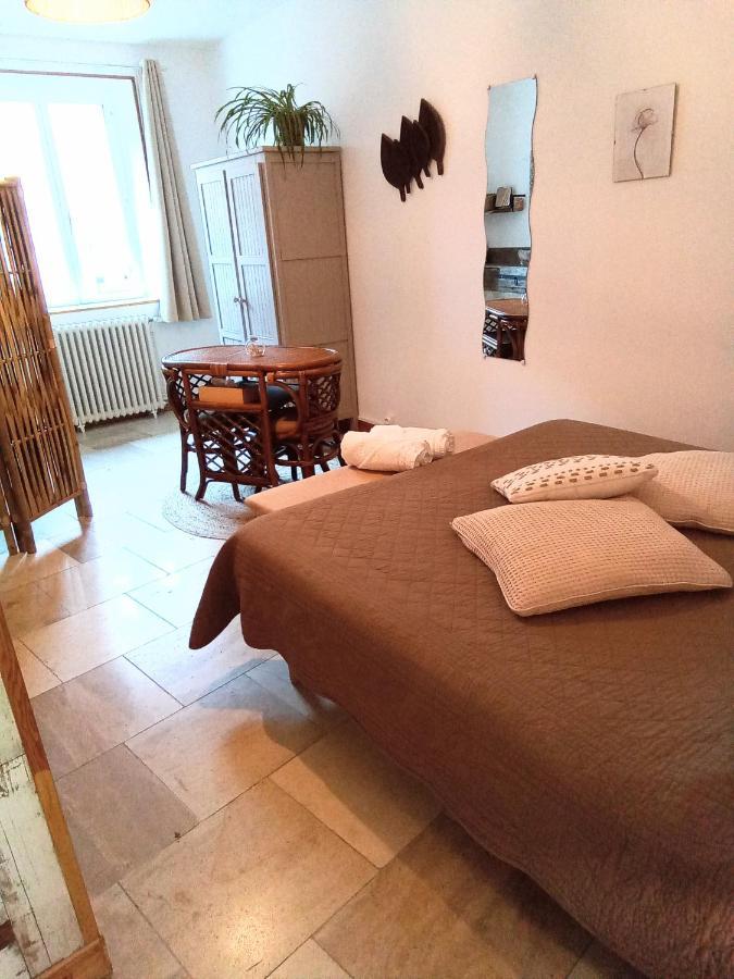 Hotel L'Instant... Marolles-sous-Lignieres Zewnętrze zdjęcie